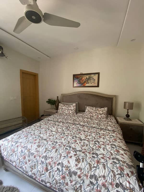 5 Marla full furnished house available for rent in phase 8 bahria town 4