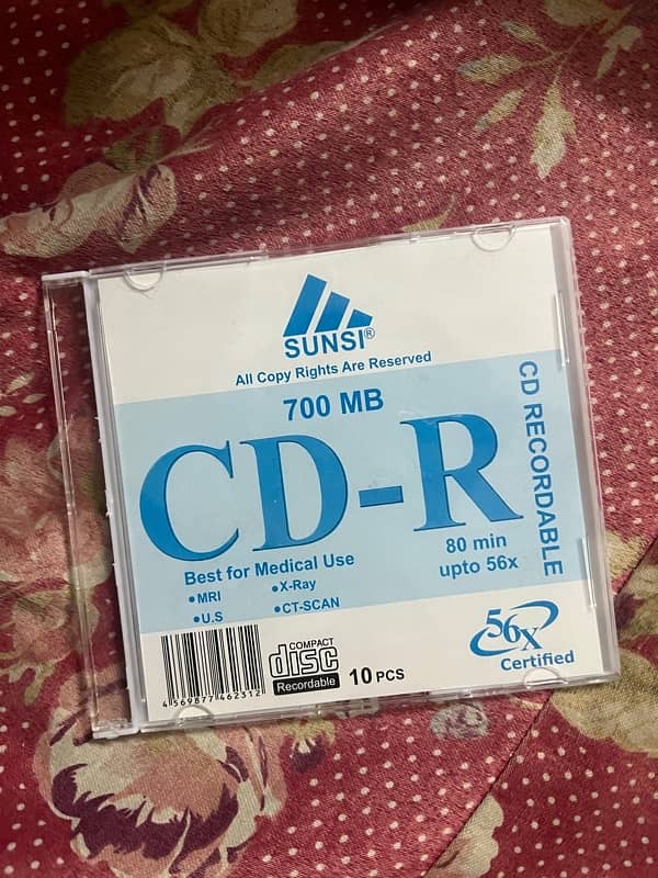 maxell cdR 700mb 80min whatupp only 3