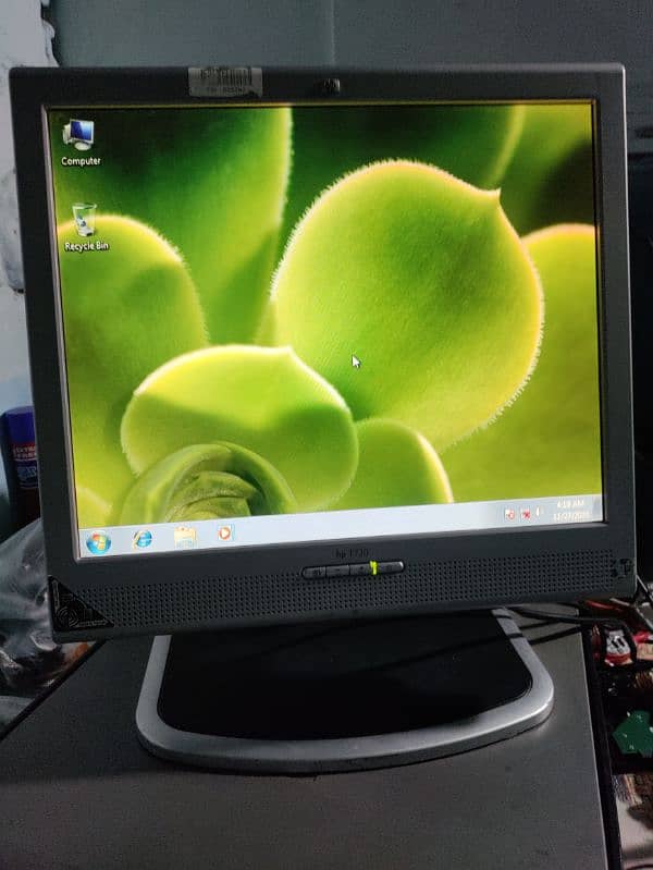 HP 17 INCH BRANDED FRESH LCD CHECKING WARRANTY 03122810637 1