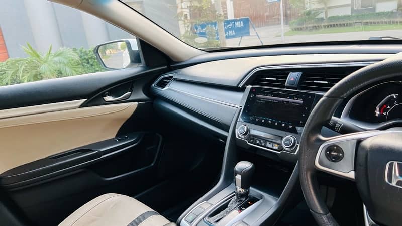 Honda Civic VTi Oriel Prosmatec 2019 12