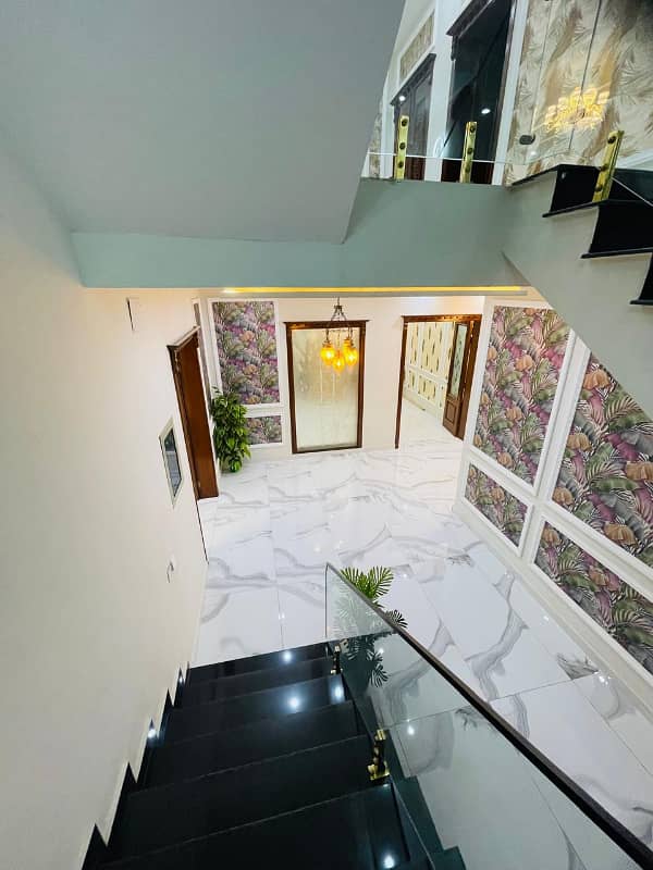 10 Marla House For Rent Available Rafi Block Bahria Town Lahore 8