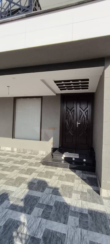 10 Marla House For Rent Available Rafi Block Bahria Town Lahore 18