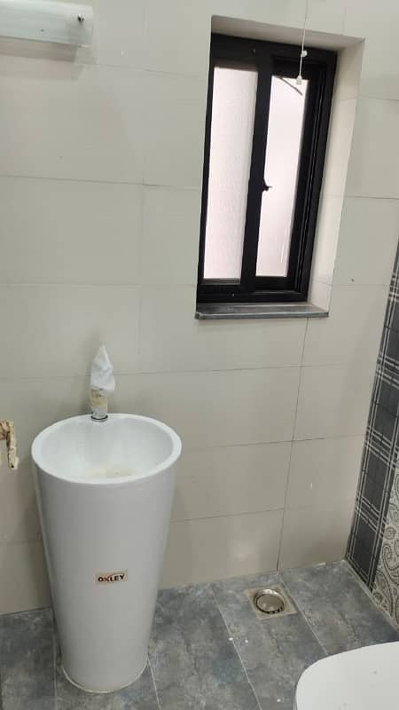 5 Marla House For Rent Available In Tulip Block Bahria Town Lahore 2