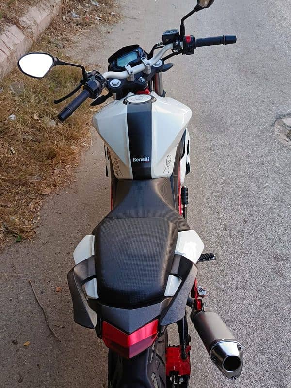 Benelli tnt150i for Sale brand new condition 2