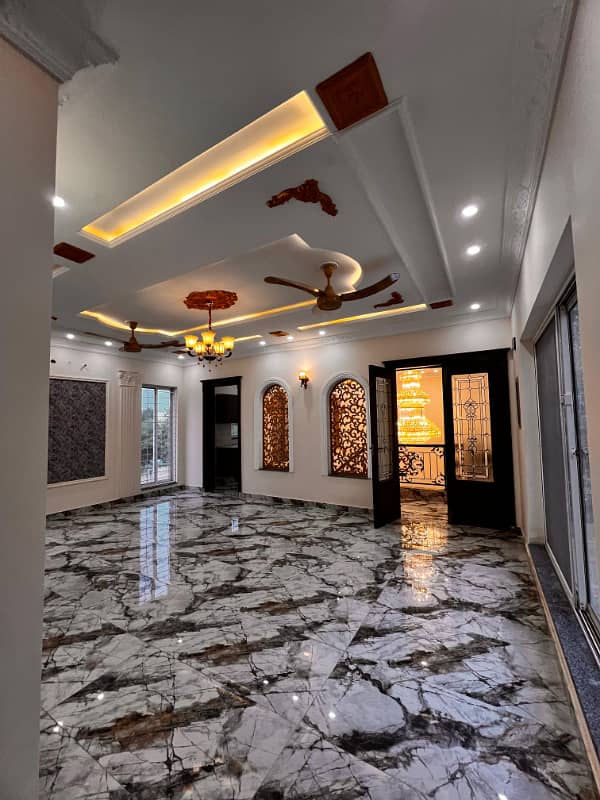 1 Kanal House For Rent Available Chambeli Block Bahria Town Lahore 14