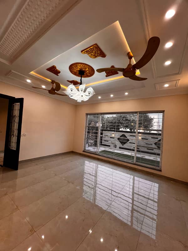 1 Kanal House For Rent Available Chambeli Block Bahria Town Lahore 22