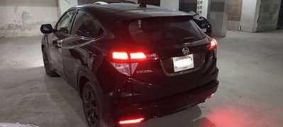 Honda Vezel 2014 Z sensing 14/17 VIP condition