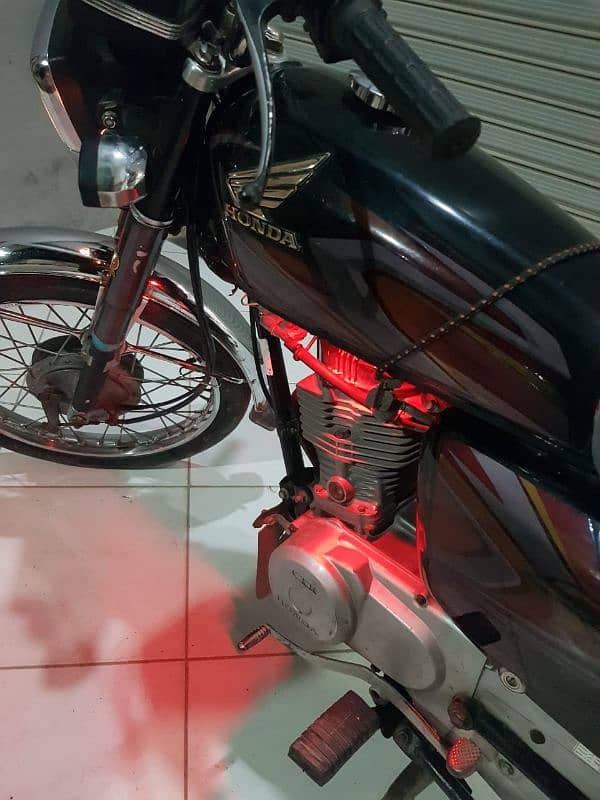 honda CG 125 model 2022 karachi number 0