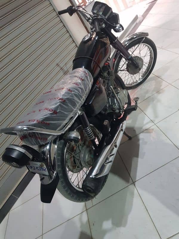 honda CG 125 model 2022 karachi number 5