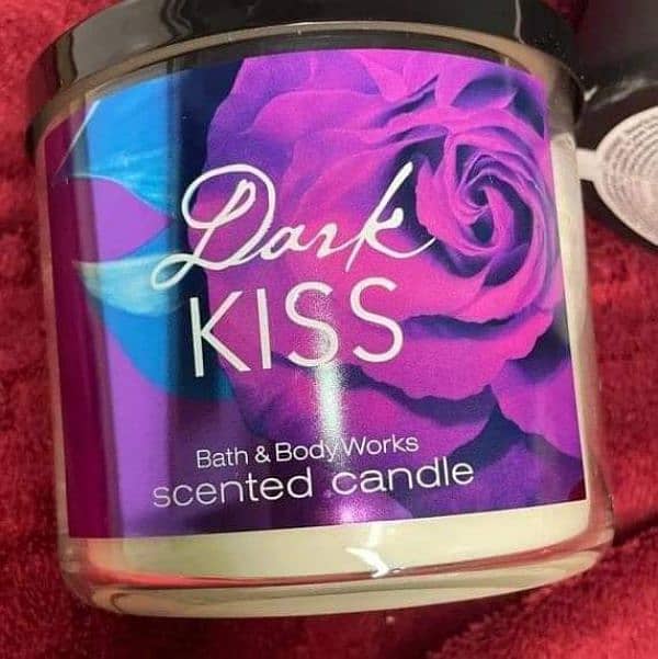 Bath&Body works 3 wick candle available in just rs 5000 each 5