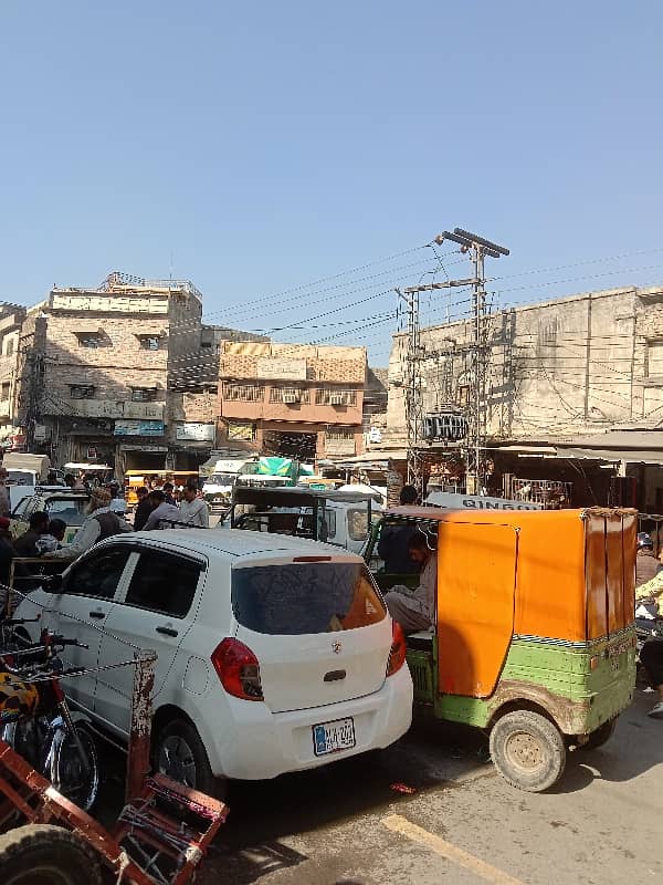 Plaza At Main Road Raja Bazar 5