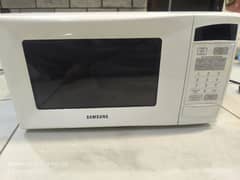 SAMSUNG OVEN LOOK LIKE NEW