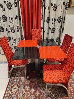 4 seater Dining table