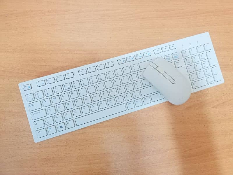 Dell Wireless keyboard Mouse Combo 5