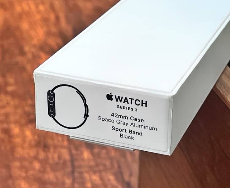 Apple watch series 3 42mm GPS 11