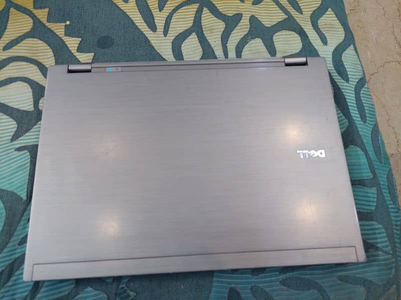 Dell Latitude E6410 3