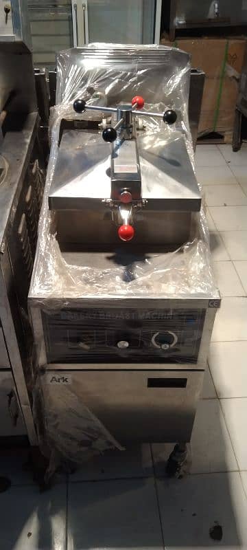 broast machine imported 1 year warranty// pizza oven, conveyor// fryer 0