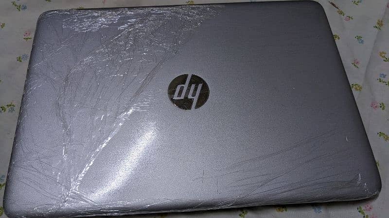 HP laptop core i5 6gen 840 g3 touch screen LCD 0