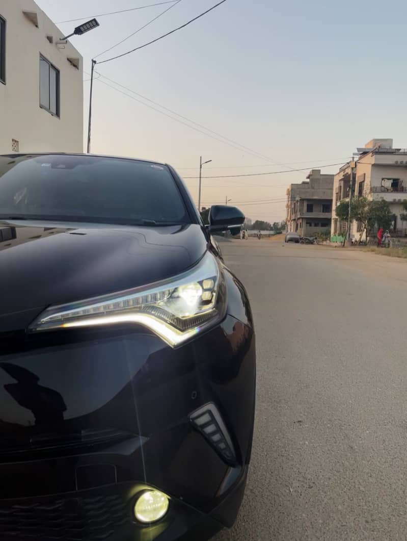 Toyota C-HR 2017 2