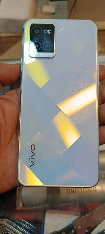 Vivo y21 0