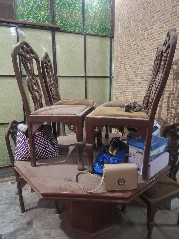 dinning table with 6x Chairs 4