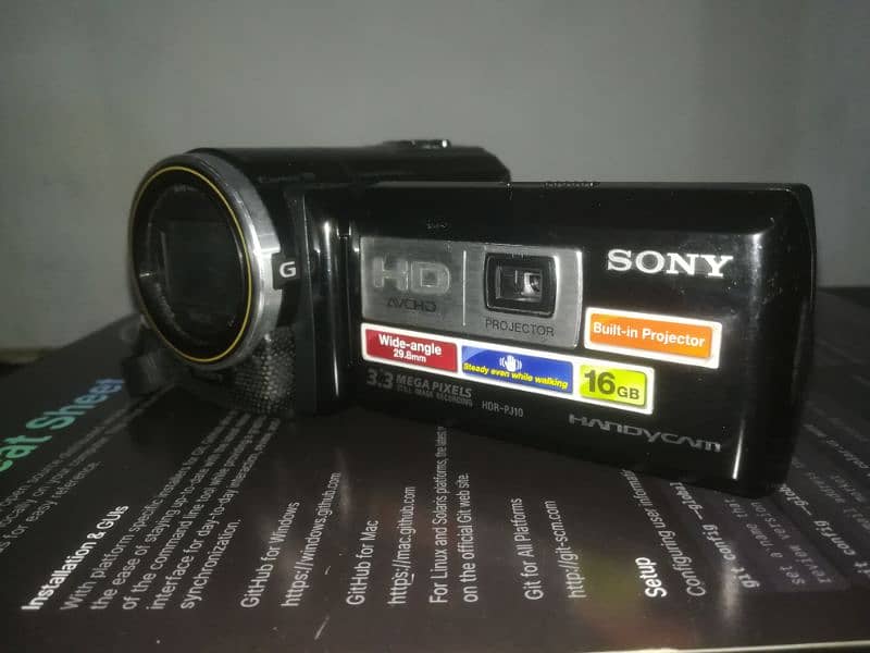 Sony handycam hdr-pj10 with built in projector and accessories 1