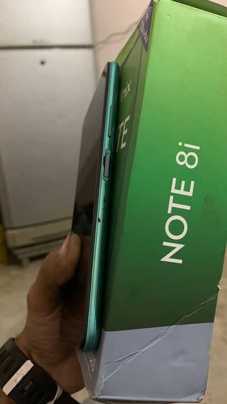 infinx note 8i 6/128GB with box 10/9,5 gaming phone 1