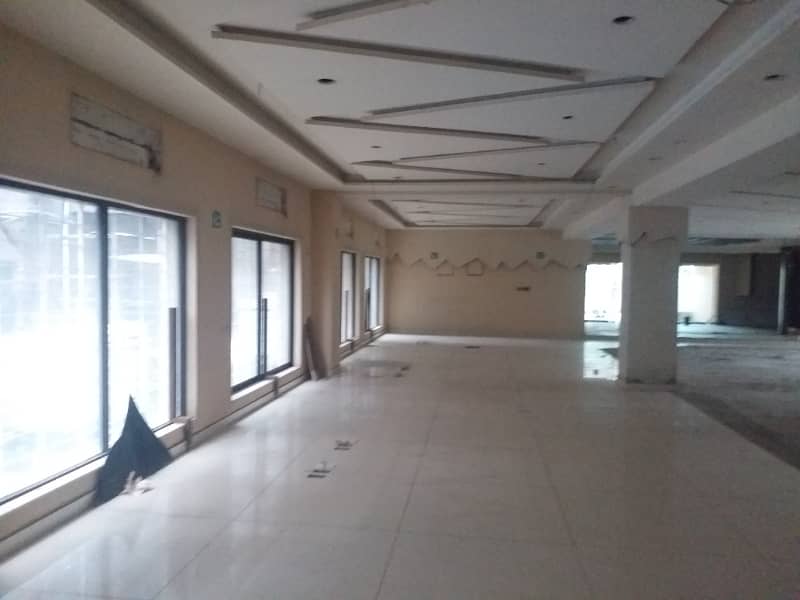 DHA CANTT,20000 SQFT OFFICE FOR RENT NEAR MALL ROAD AND JAIL ROAD GULBERG GARDEN TOWN SHADMAN LAHORE 1