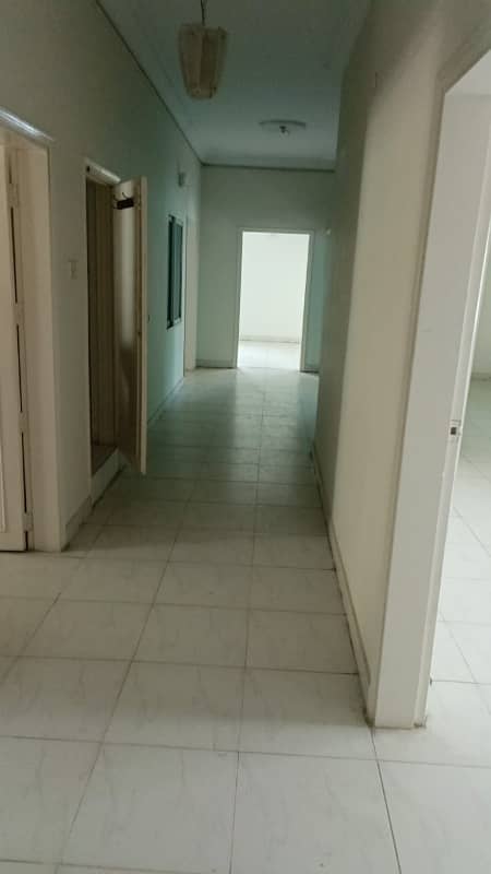 PECHS-2 Allama Iqbal Road 3 Bedroom Apartment on sale 1