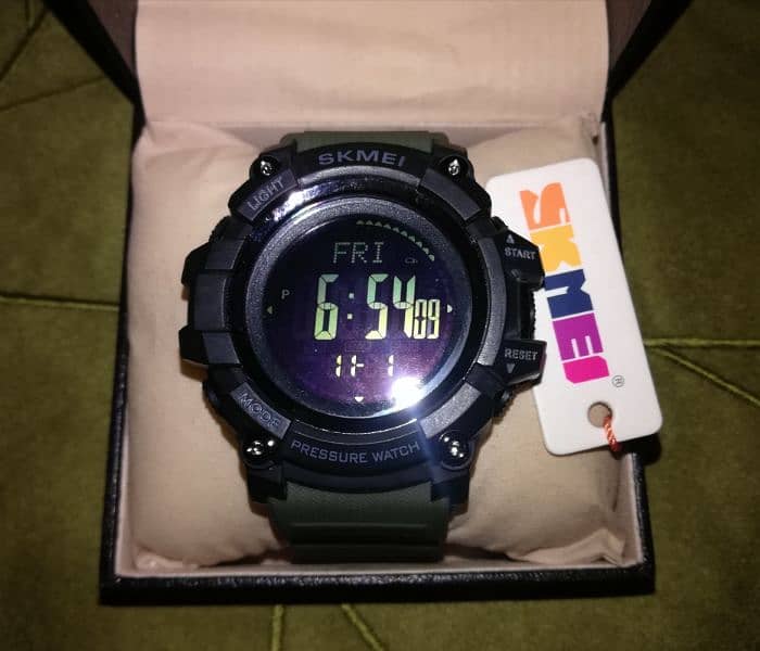 SKMEI Tactical Watch With Pedometer, Barometer, Thermometer, Altimeter 0