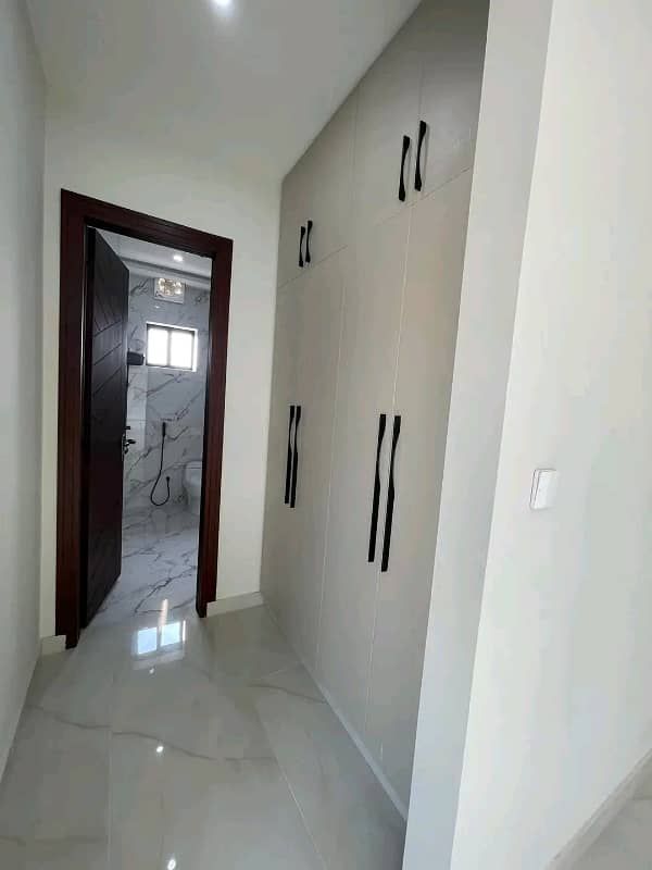 7 Marla Luxurious House Available For Rent 9