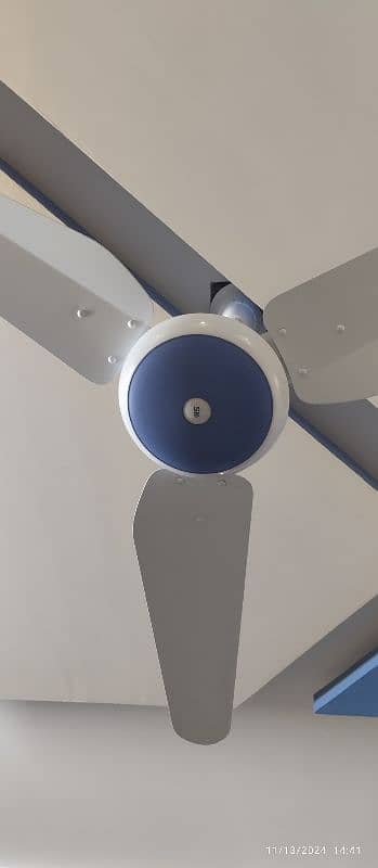 ceiling Fan for Sale in 10/9 condition 2