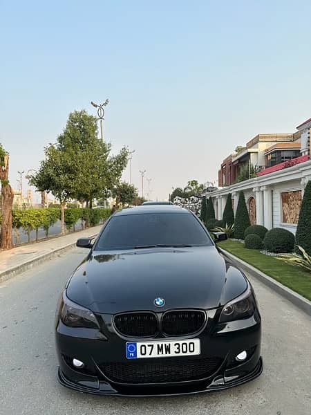 BMW 5 sereis 523i  (2007) model 2