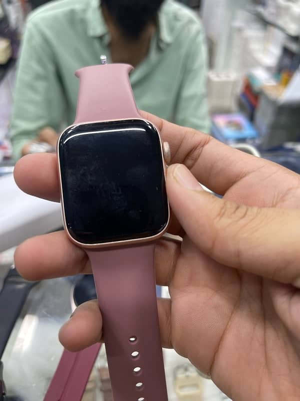 Apple Watch Series 5 Gold 2