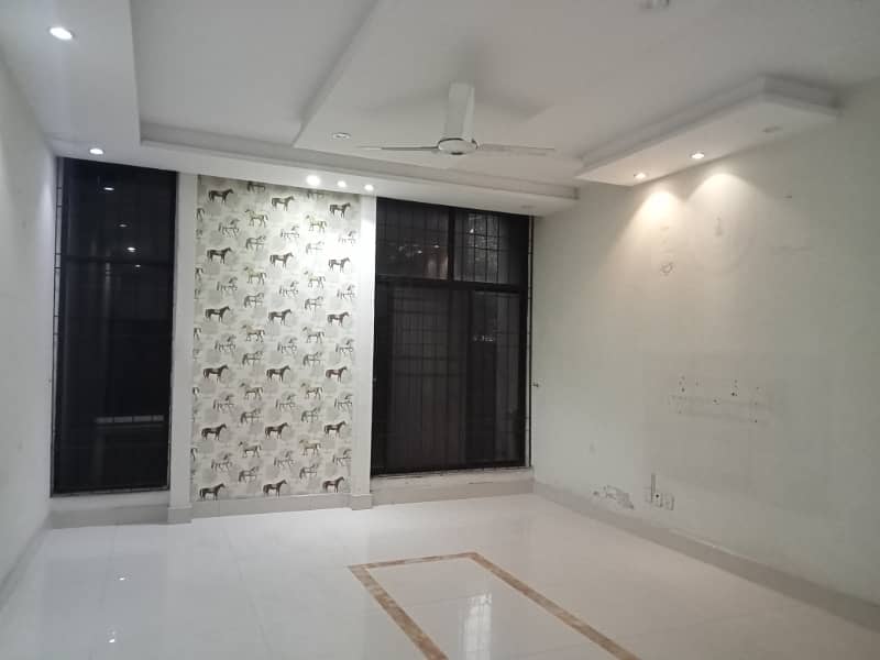 1 KANAL 10 MARLA HOUSE FOR RENT MAIN CANTT AND UPPER MALL LAHORE 12