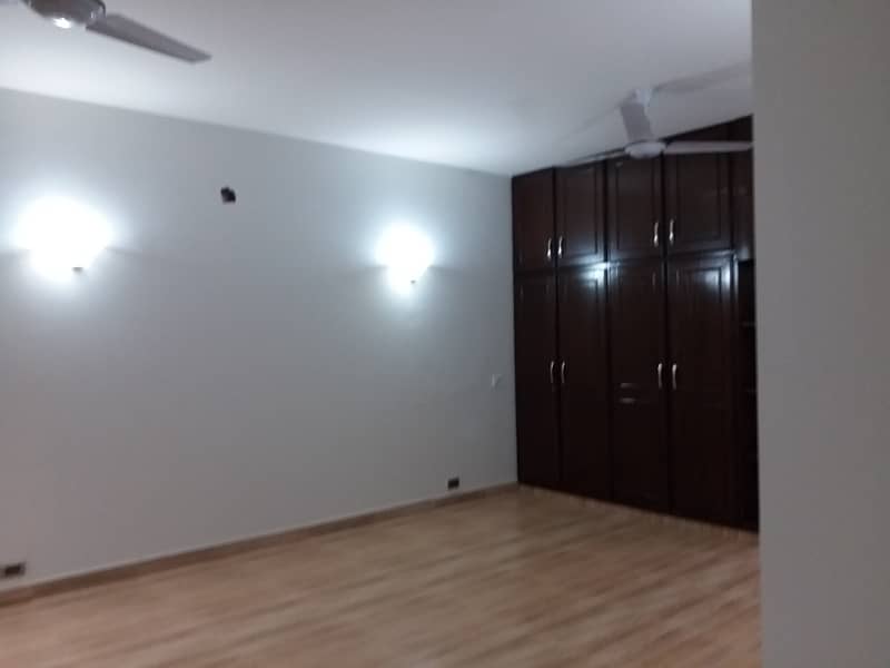 1 KANAL 10 MARLA HOUSE FOR RENT MAIN CANTT AND UPPER MALL LAHORE 20