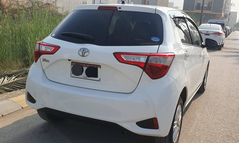 Toyota Vitz 2018 3