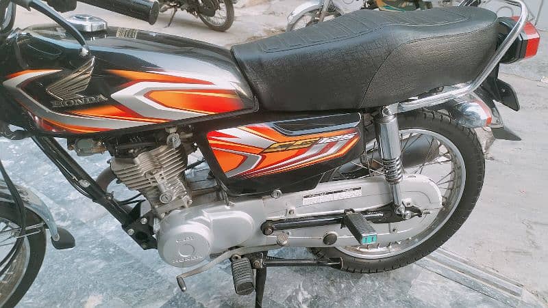 Honda 125 Hyderabad number 4