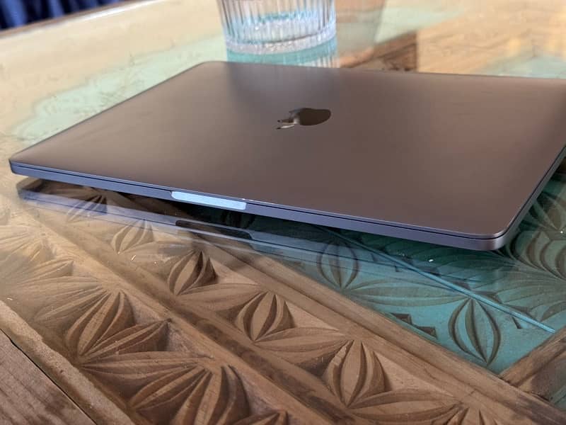 MacBook Pro 2019 2