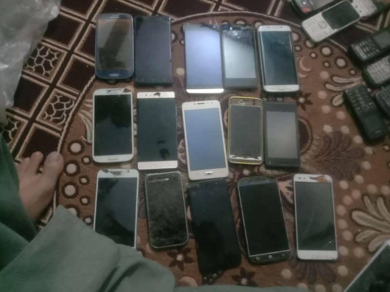 Samsung, nokia, qmobiles 0