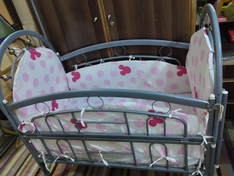 Baby metal cot suitable age upto 2 year 1