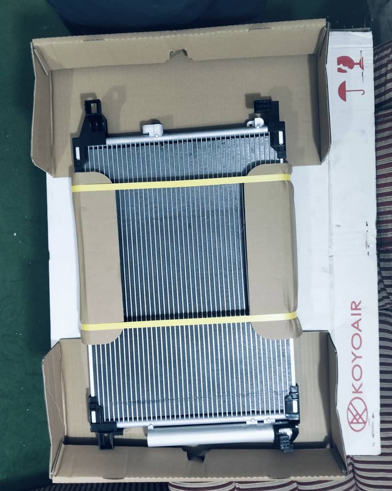 Radiator Condenser yaris hatchback KSP210 0