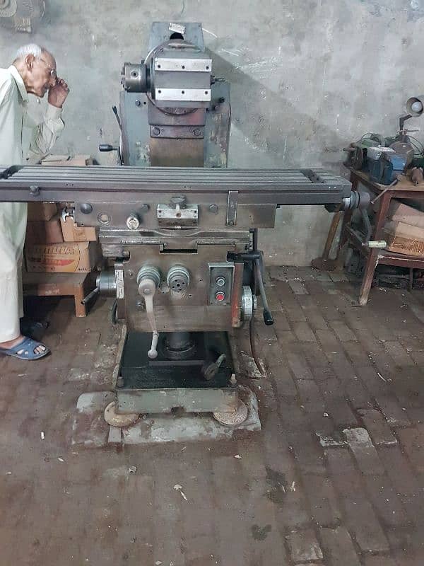 Lathe Machine 17