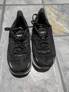 Hoka Clifton 8 - Used