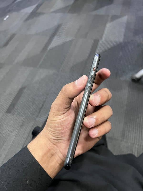 Iphone 11 pro - Non PTA 4