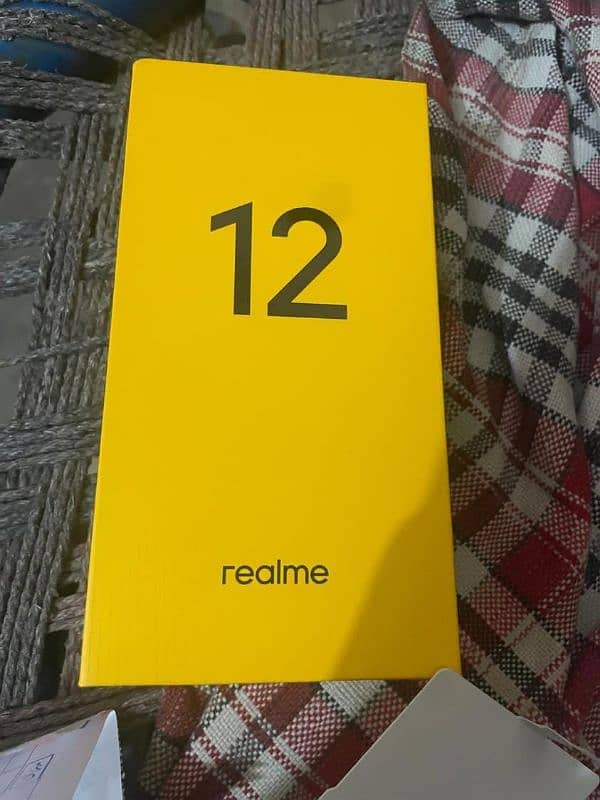 realme 12 8/8.256 0