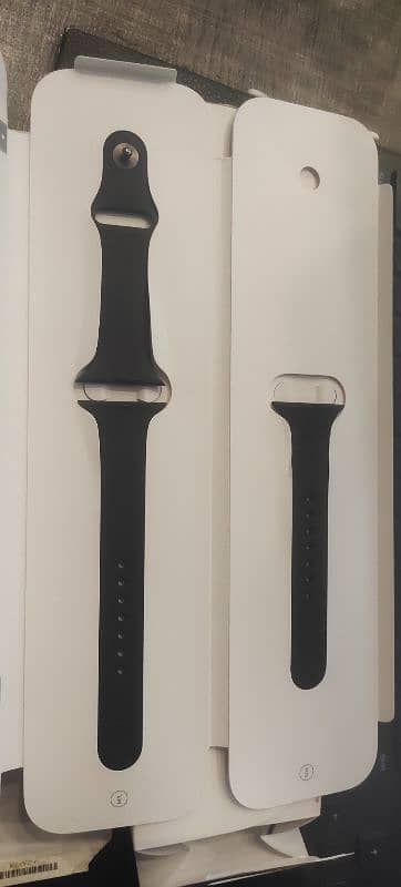 Apple Watch Series 7 Midnight Aluminum Case 45mm 2