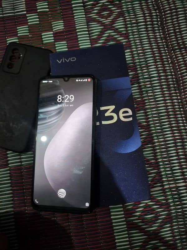 VIVO V23E 1