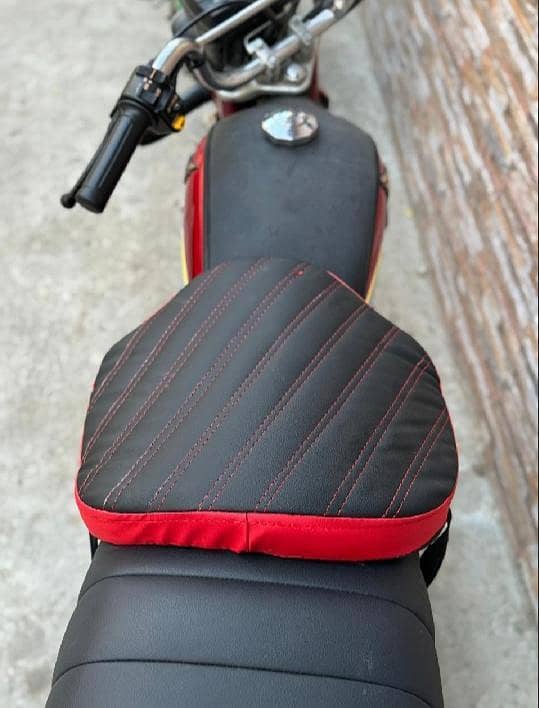 Bike seat cushion (FREE DELIVERY ALL OVER THE PAKISTAN) 3