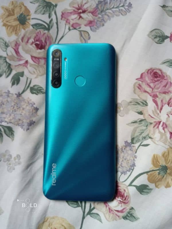 Realme 5i 0